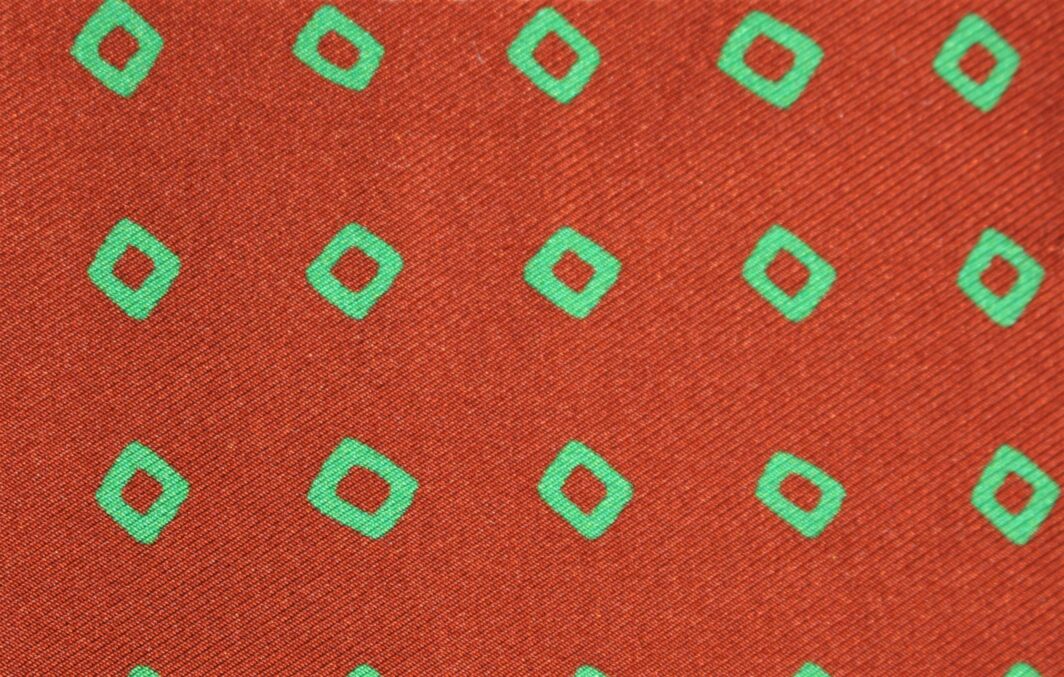 Geometric-Design-British-Made-Printed-Silk-D50-42 (5)