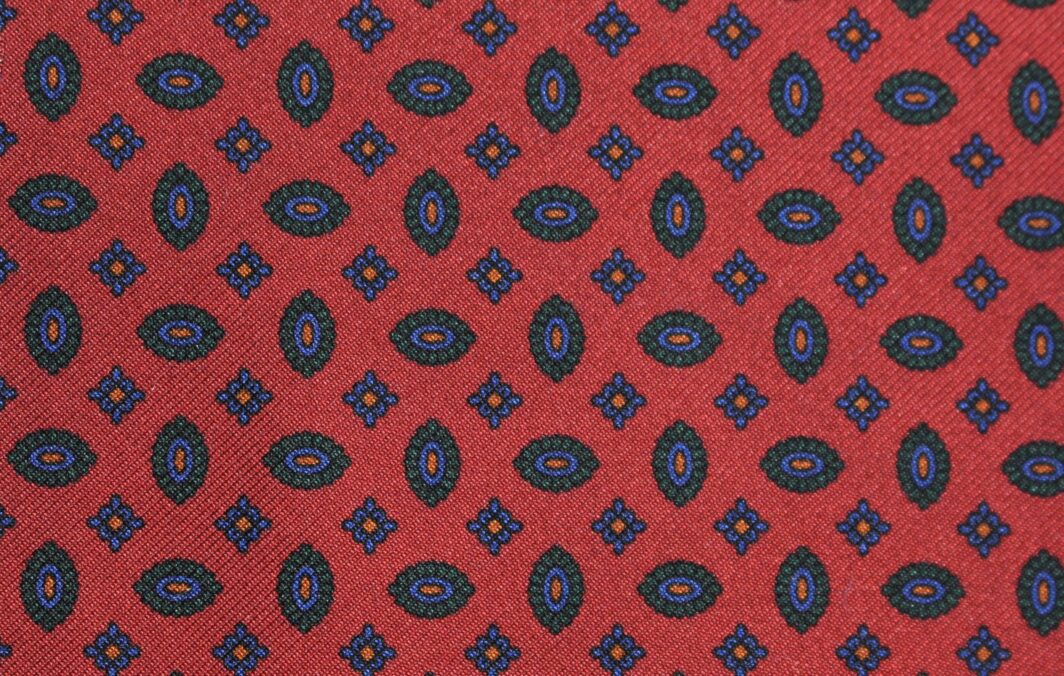 Neat-Design-British-Made-Madders-Silk-M36-7011 (2)